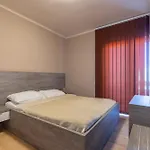 Appartement Paradiso, No 1 Vir